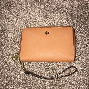 Tory Burch wallet wristlet